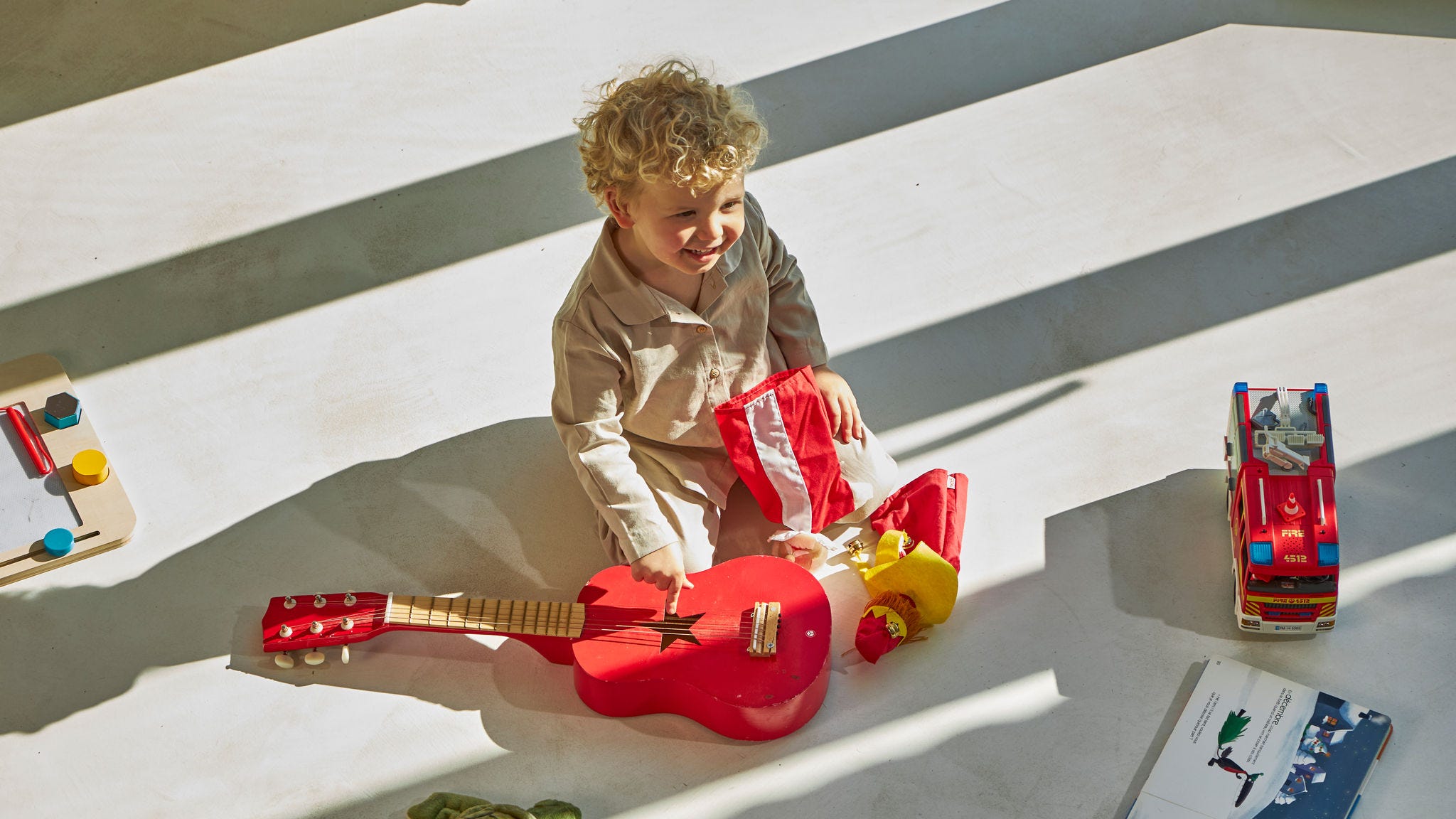 Vedere urbană cu împrejurimi verzi