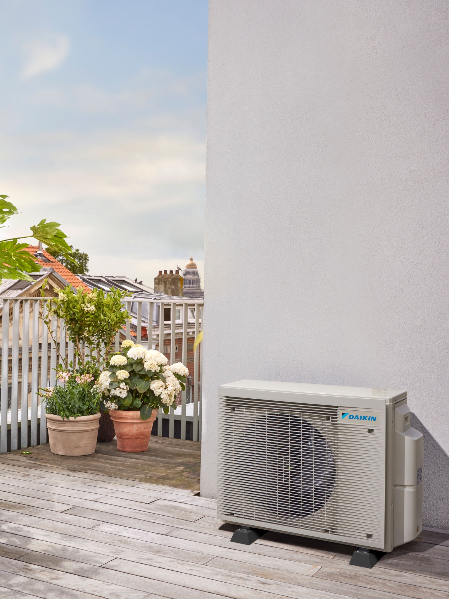 Unitate exterioară Multi Split pe balcon