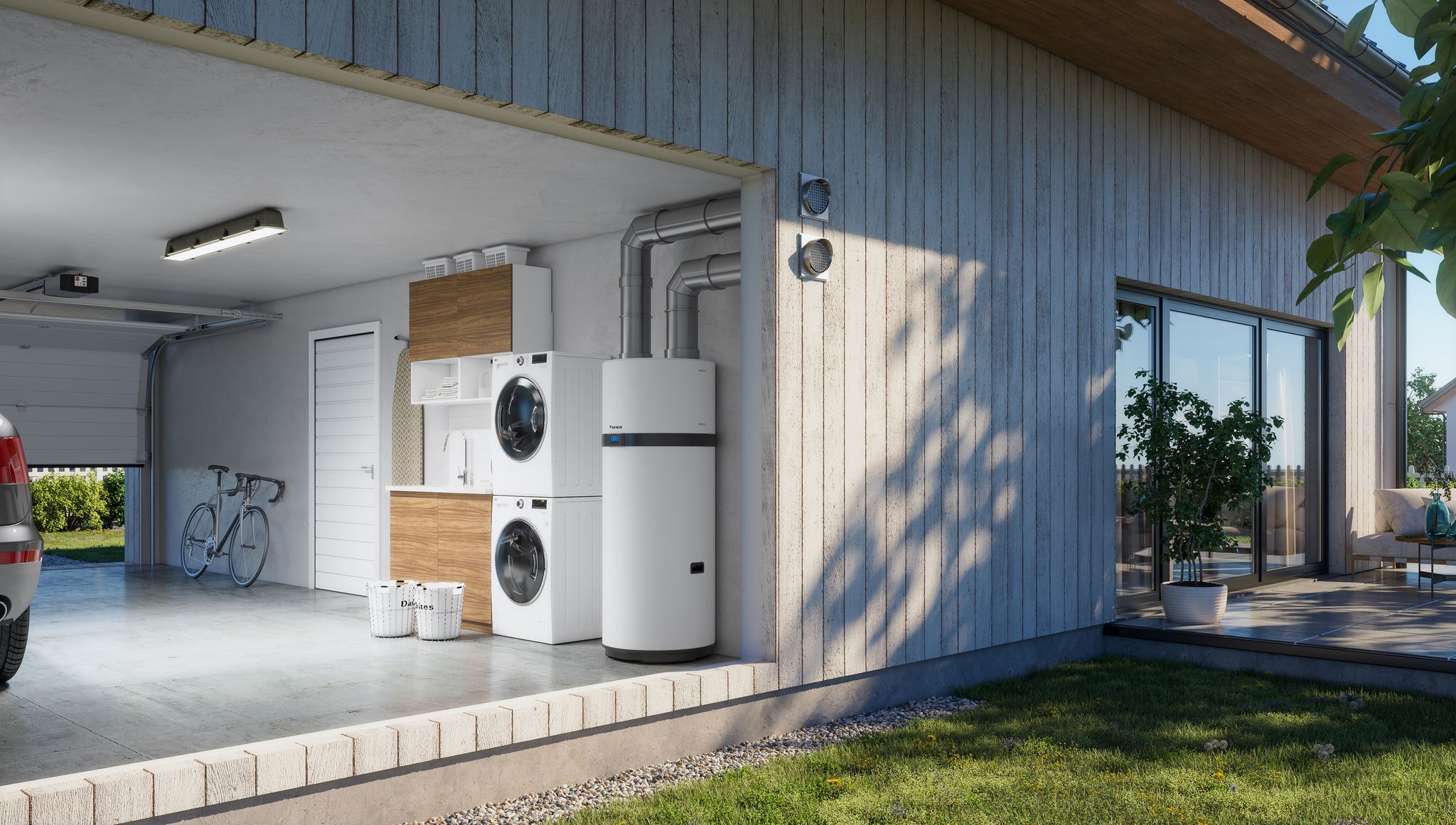 Rezervor de apă caldă menajeră cu energie din sursă regenerabilă instalat în garaj